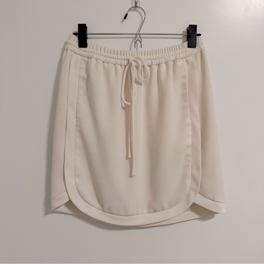 Cream mini skirt